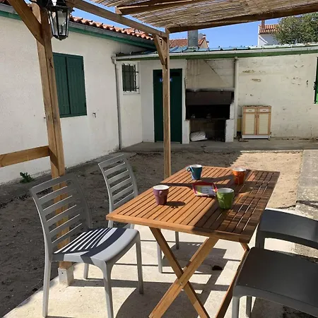 Villa St Georges De Didonne - Agreable Petite Maison Avec Cour - 1 *