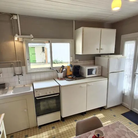 St Georges De Didonne - Agreable Petite Maison Avec Cour - 1 Villa Saint-Georges-de-Didonne