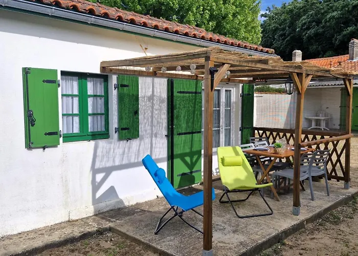 St Georges De Didonne - Agreable Petite Maison Avec Cour - 1